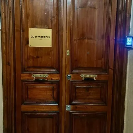 Quattrocchi's T Apartment